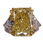 15.66 carat Fancy Yellow Diamond Ring
